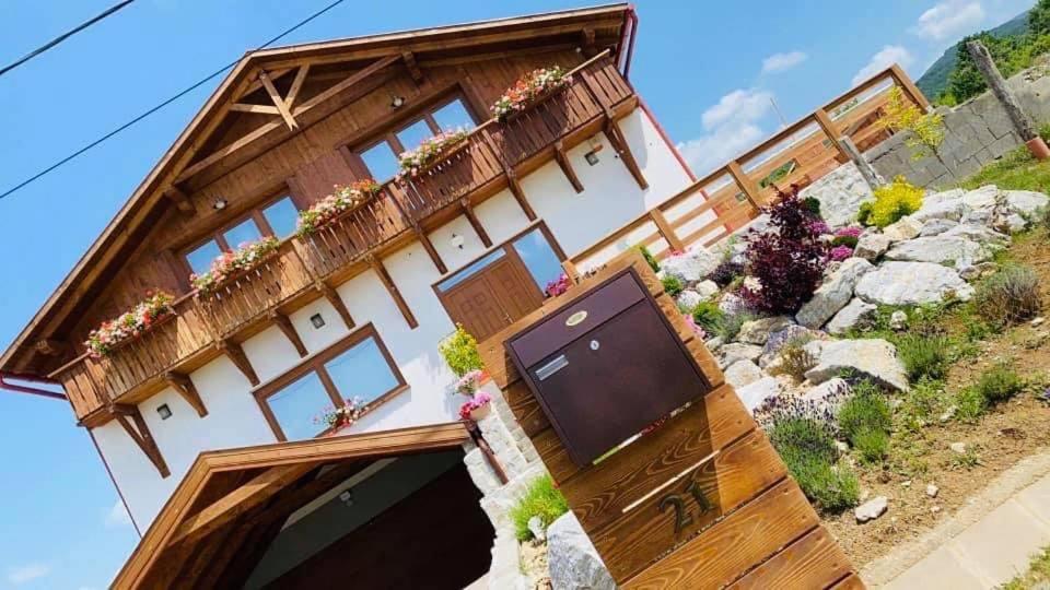 Готель Gold Horse Vendeghaz Сільвашварад Екстер'єр фото